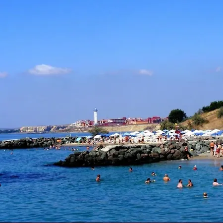 Apartment Sea View 1 Bed With Stunning Ocean Views *